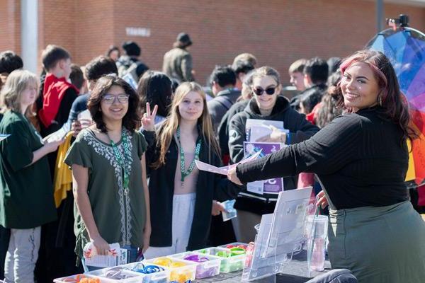 Large student organization meeting 